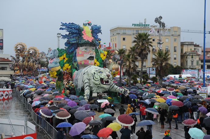 Ingrandisci la foto